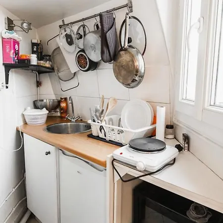 Comfortable Studio In Апартаменты *